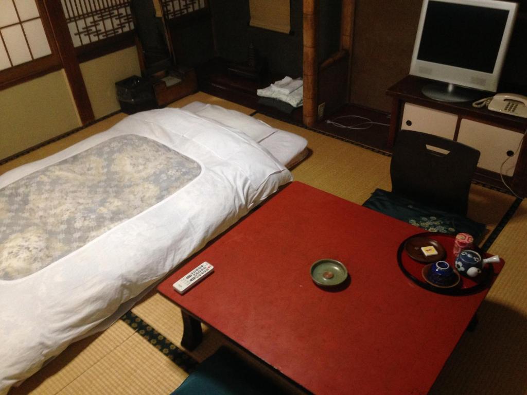 Chuokan Shimizuya Ryokan Нагано Номер фото